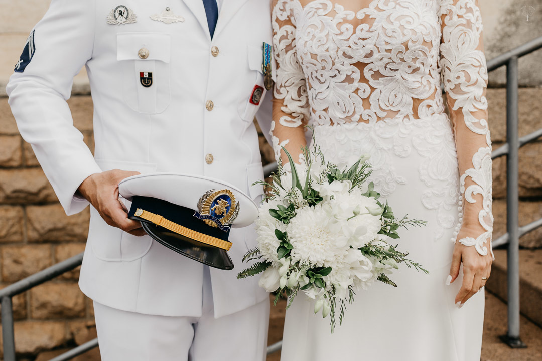 foto de detalhes do casamento militar em valinhos sp