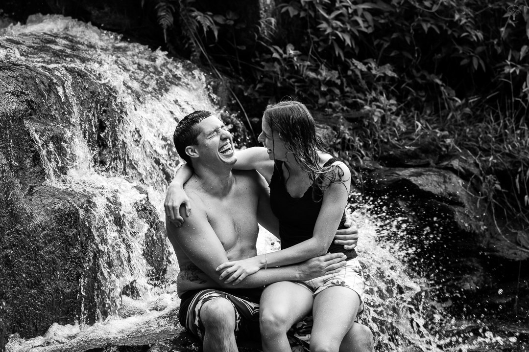 ensaio casal cachoeira do cafundó bueno brandão mg