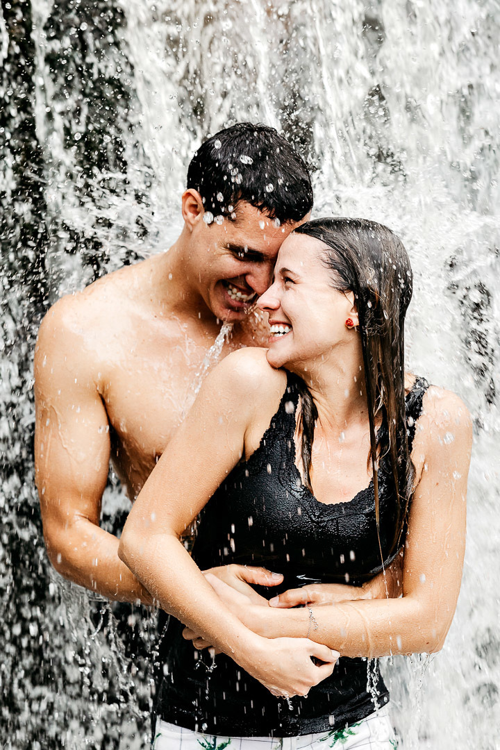 ensaio casal cachoeira do cafundó bueno brandão mg