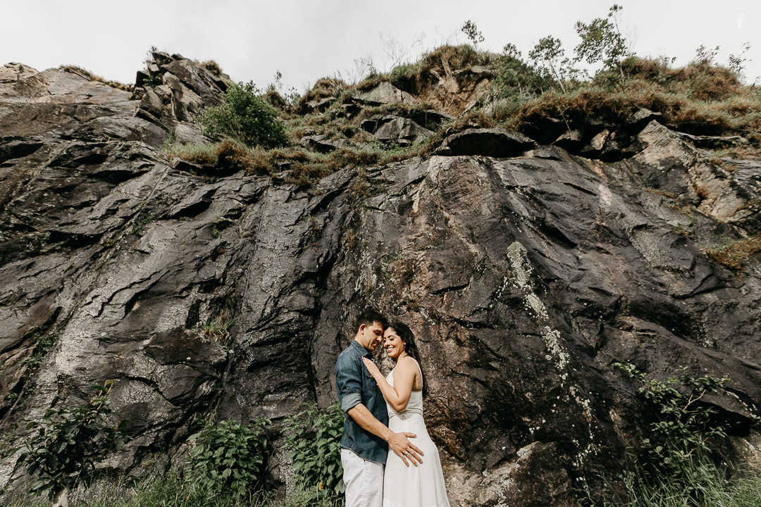 ensaio-casal-externo-pico-do-olho-água-mairiporã-sp