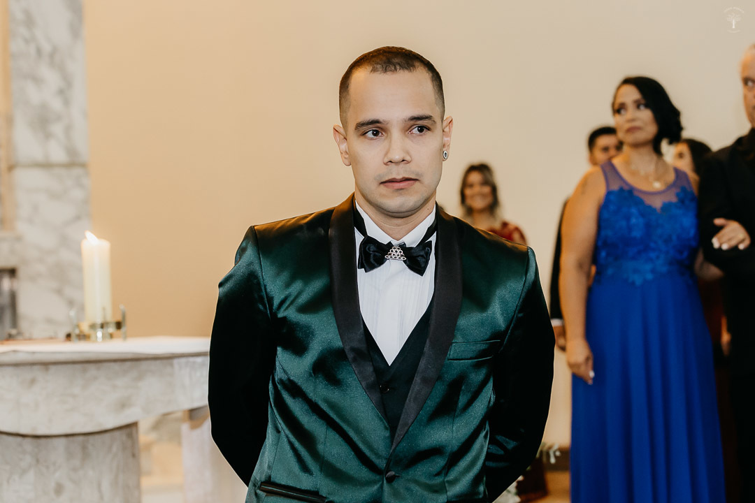 noivo-ansioso-casamento-igreja-vinhedo-sp