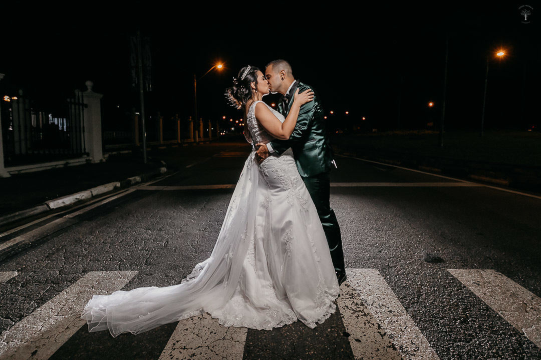 foto-noivos-ruas-de-vinhedo-sp