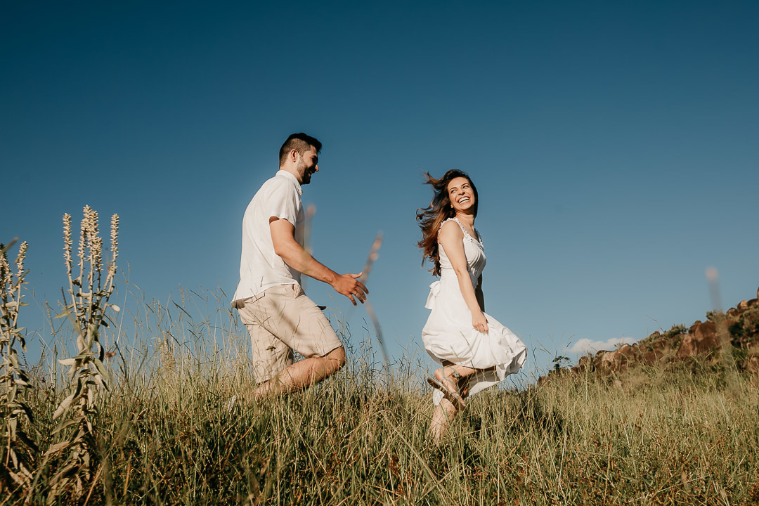 ensaio pré wedding no campo valinhos sp