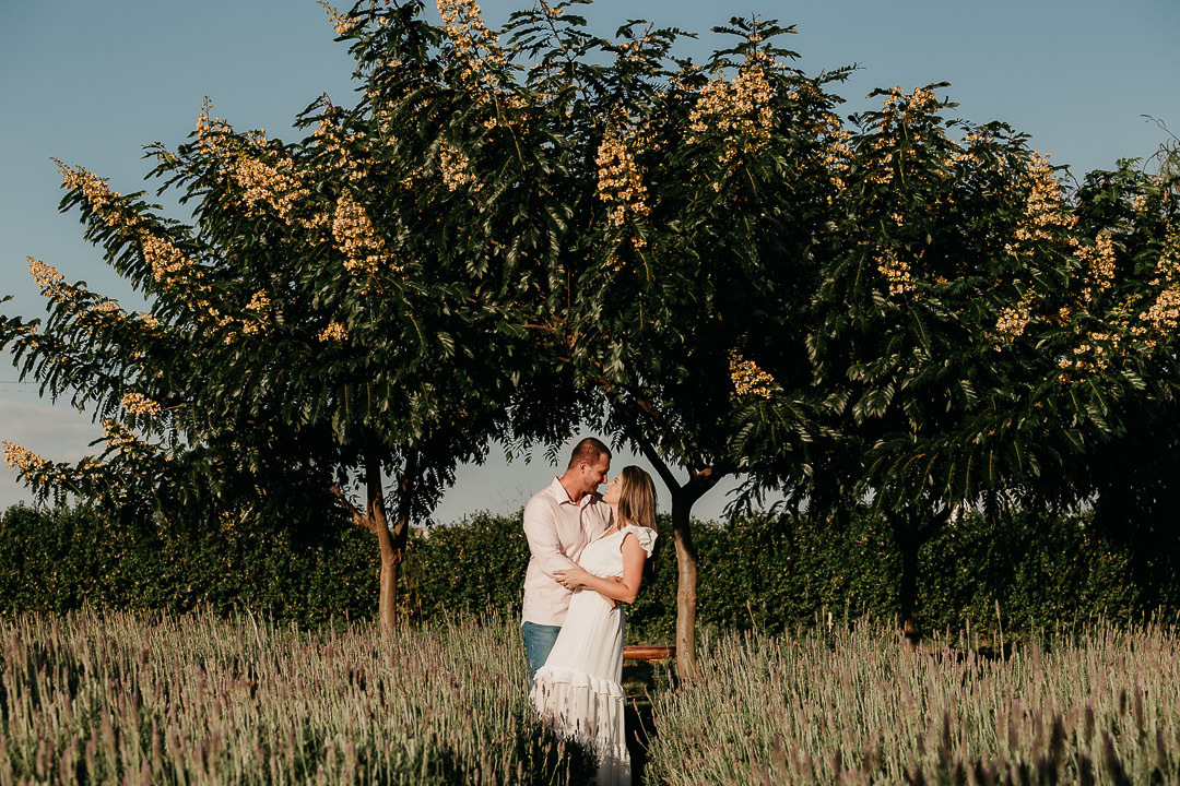 ensaio de casal bodas de estanho cidade das flores holambra sp