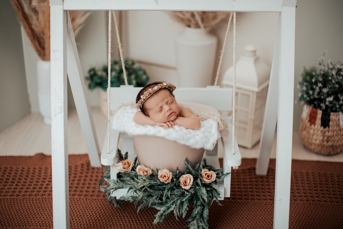 Newborn - NEWBORN -