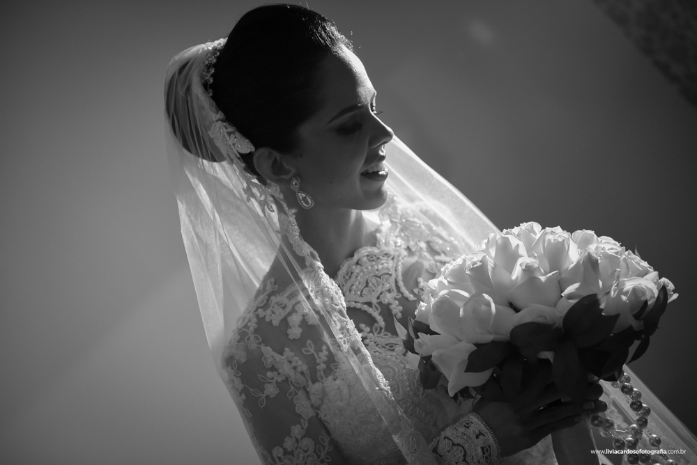 Detalhes de making of de noiva.