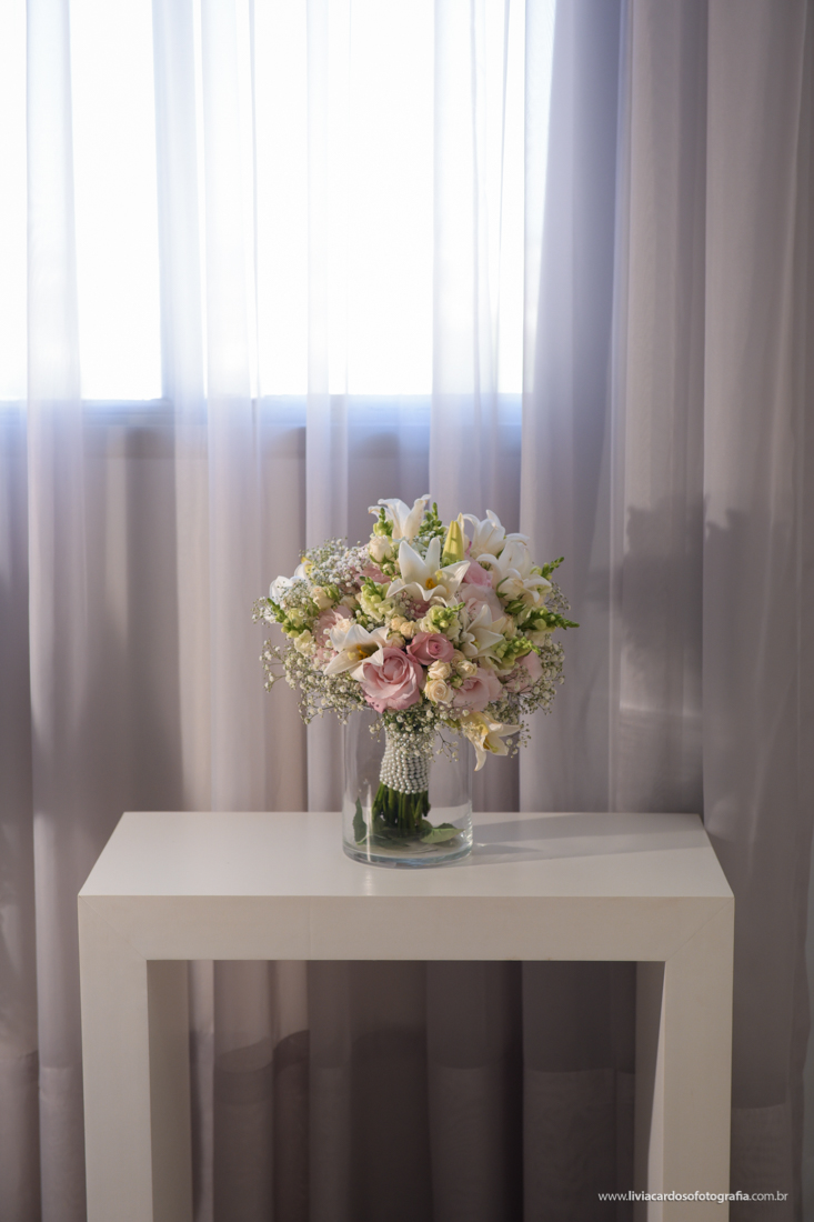 LIVIA CARDOSO FOTOGRAFIA - CASAMENTO - NOIVOS - WEDDING - VESTIDO DE NOIVA
