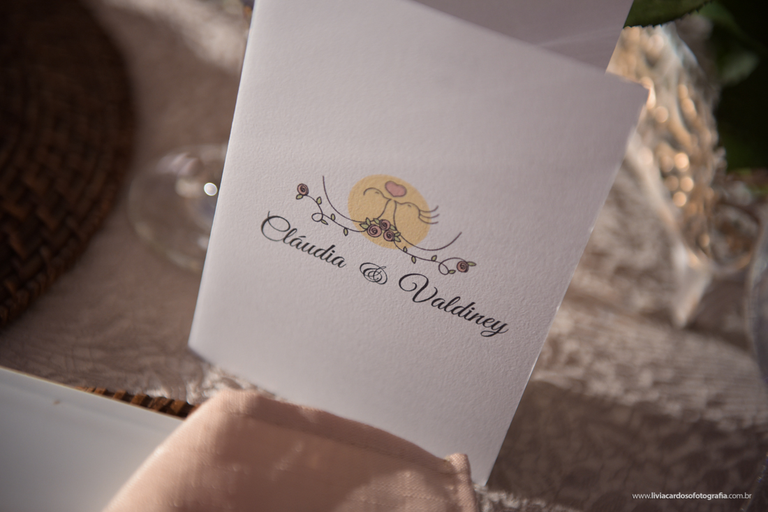 LIVIA CARDOSO FOTOGRAFIA - CASAMENTO - NOIVOS - WEDDING - VESTIDO DE NOIVA