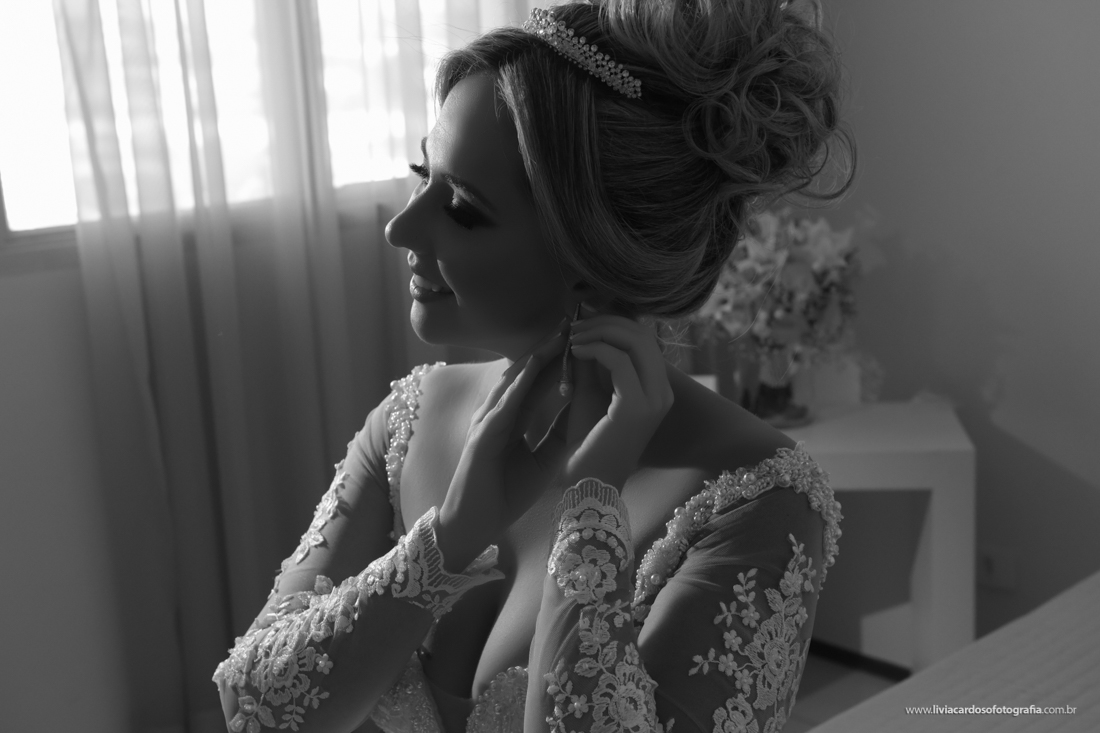 LIVIA CARDOSO FOTOGRAFIA - CASAMENTO - NOIVOS - WEDDING - VESTIDO DE NOIVA
