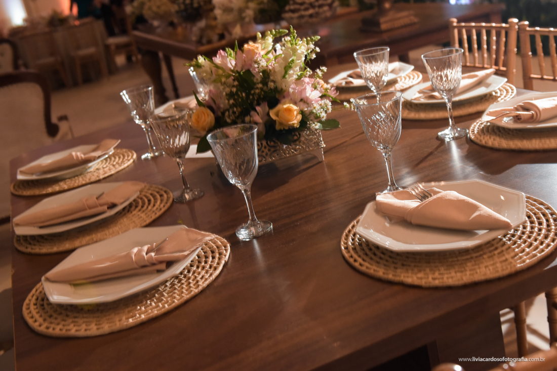 LIVIA CARDOSO FOTOGRAFIA - CASAMENTO - NOIVOS - WEDDING - VESTIDO DE NOIVA