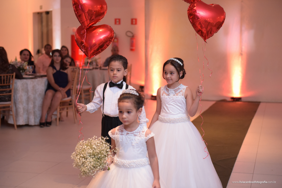 LIVIA CARDOSO FOTOGRAFIA - CASAMENTO - NOIVOS - WEDDING - VESTIDO DE NOIVA