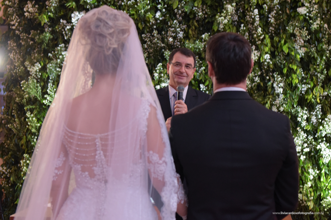 LIVIA CARDOSO FOTOGRAFIA - CASAMENTO - NOIVOS - WEDDING - VESTIDO DE NOIVA