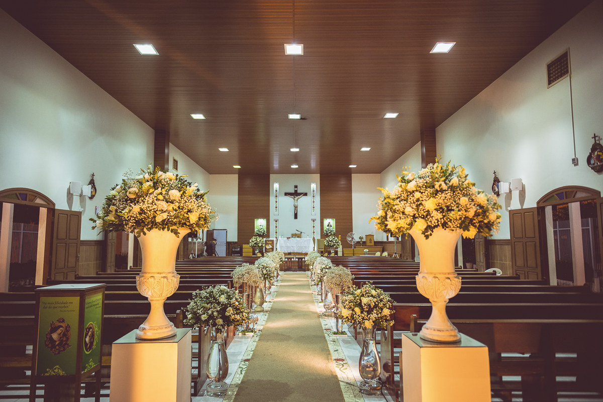 casamento joana e abel - cerimonia religiosa - igreja santa rita de cassia - charles studio