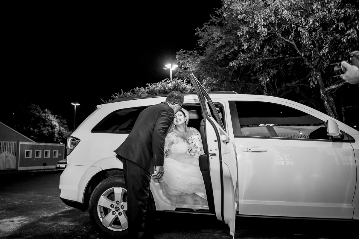 casamento joana e abel - cerimonia religiosa - igreja santa rita de cassia - charles studio