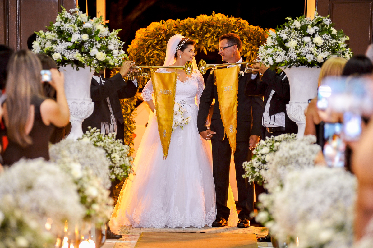 casamento joana e abel - cerimonia religiosa - igreja santa rita de cassia - charles studio