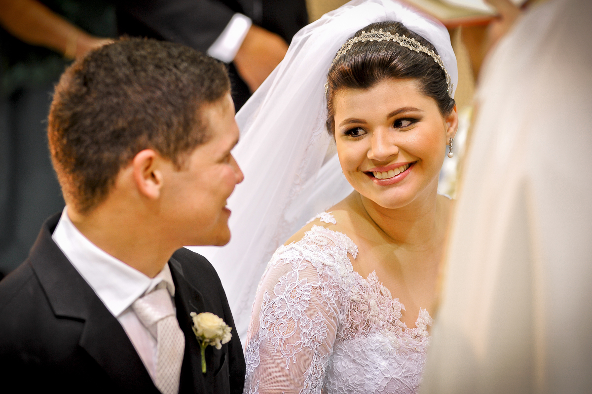 casamento joana e abel - cerimonia religiosa - igreja santa rita de cassia - charles studio