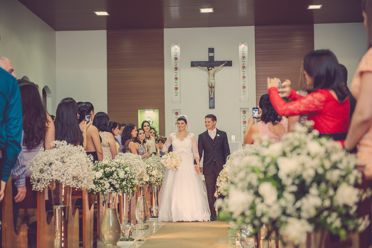 casamento joana e abel - cerimonia religiosa - igreja santa rita de cassia - charles studio