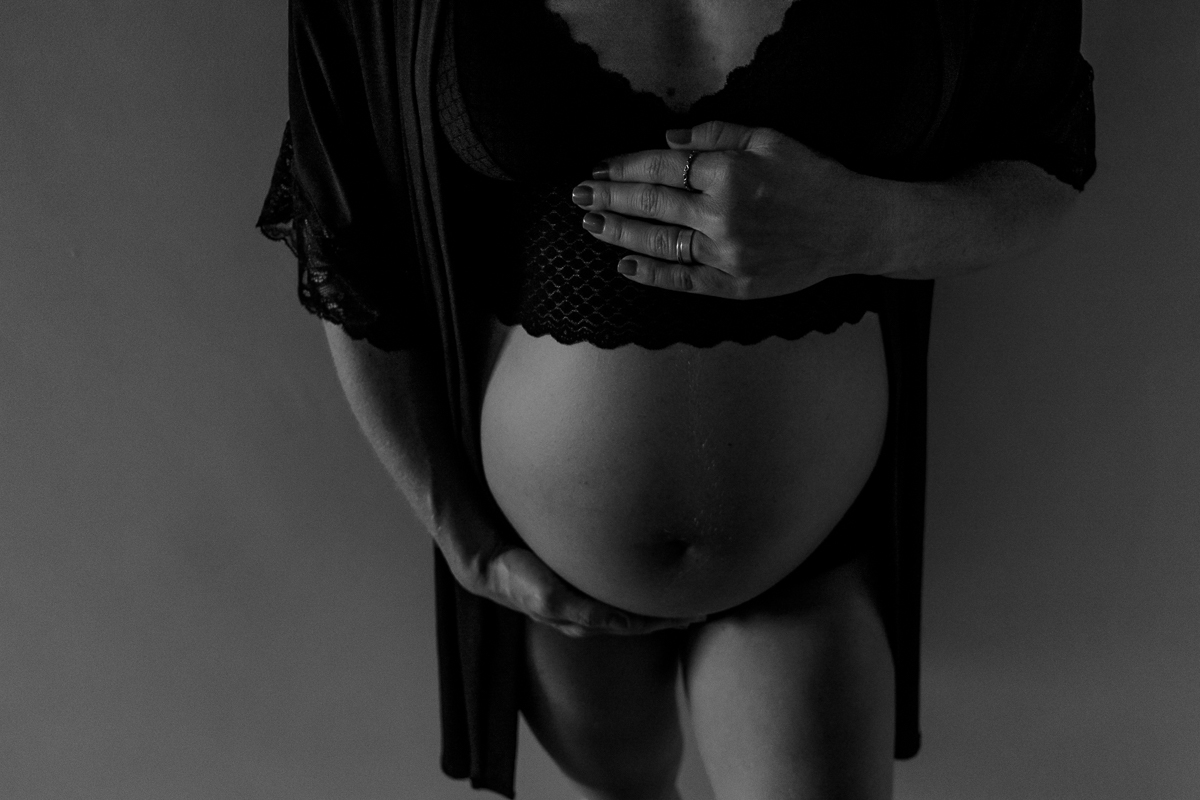 ensaio gestante em casa, lifestyle, rio de janeiro, Niterói, barra da tijuca, fotografia de gestante, grávidas rj, tati barros fotografia, ensaio em casa, gestante chique, gestante fitness