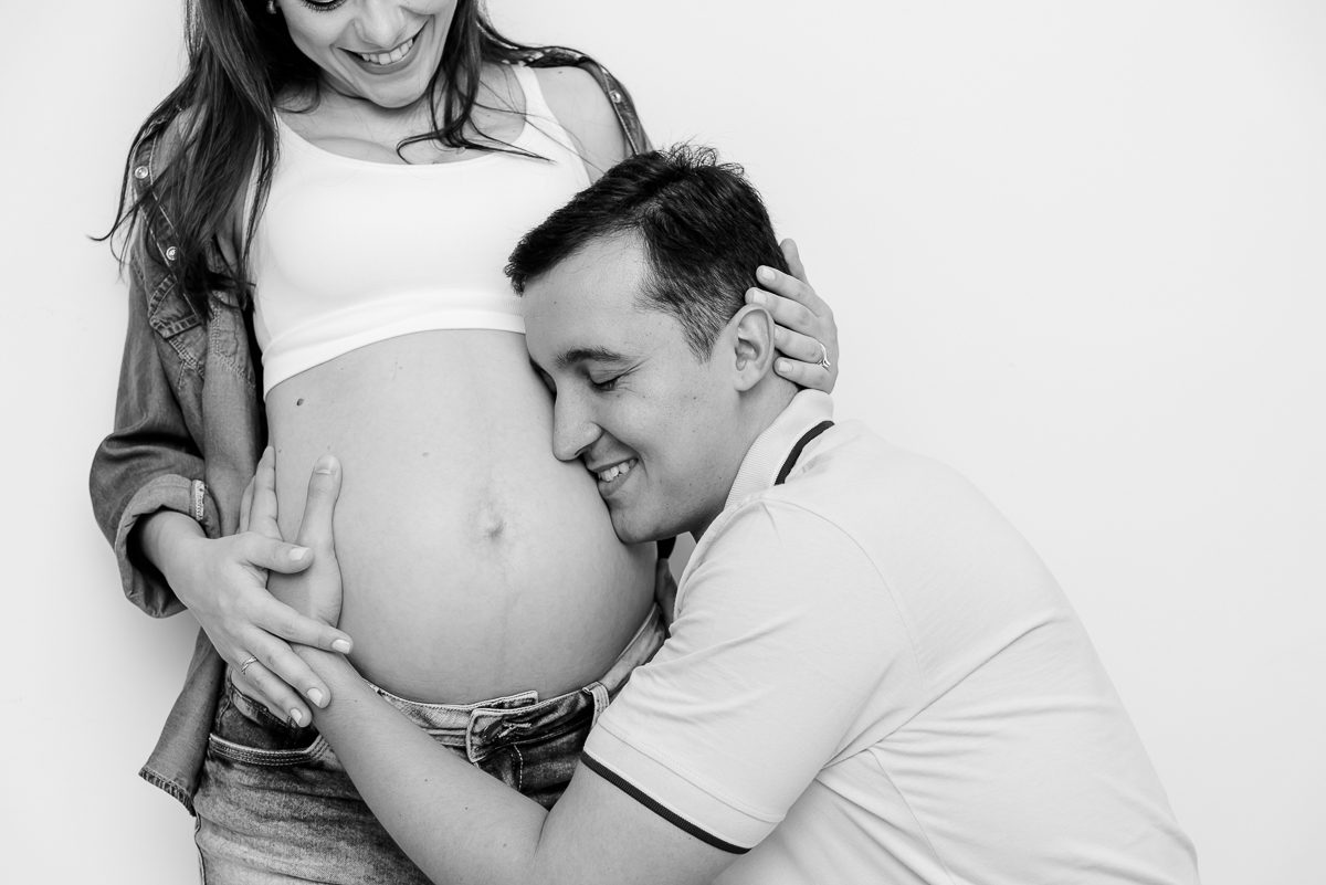 ensaio gestante em casa, lifestyle, rio de janeiro, barra da tijuca, fotografia de gestante, grávidas rj, tati barros fotografia, ensaio em casa, gestante chique, gestante fitness