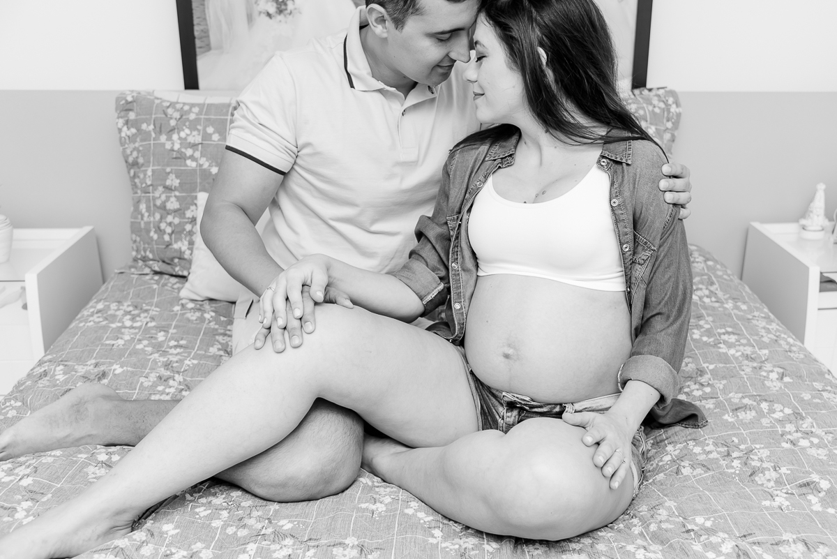 ensaio gestante em casa, lifestyle, rio de janeiro, barra da tijuca, fotografia de gestante, grávidas rj, tati barros fotografia, ensaio em casa, gestante chique, gestante fitness