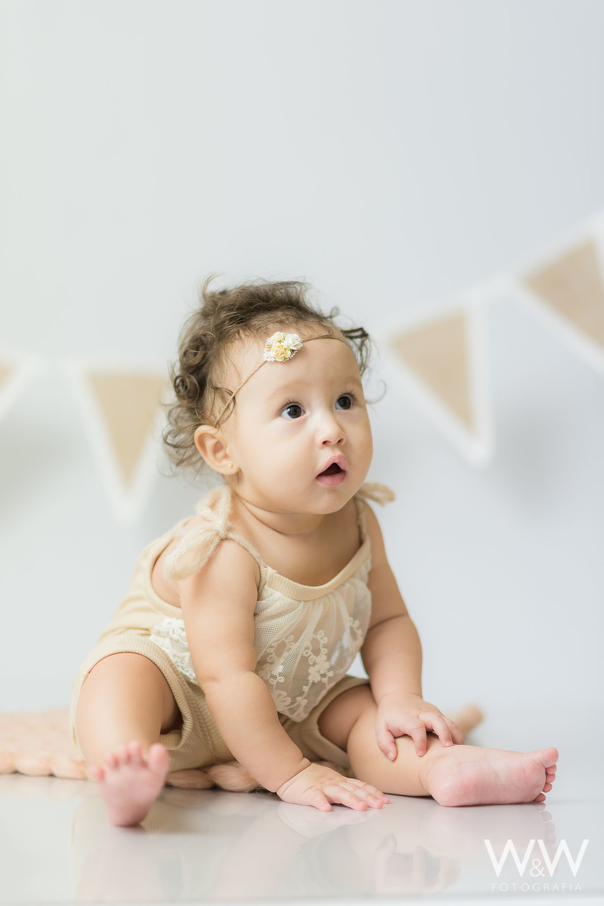 ensaio acompanhamento 6 meses trimestral menina são paulo em estudio