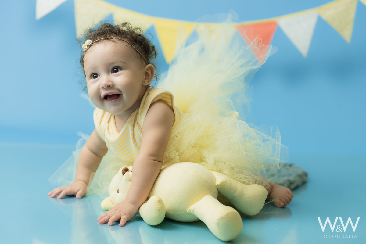 ensaio acompanhamento 6 meses trimestral menina são paulo em estudio