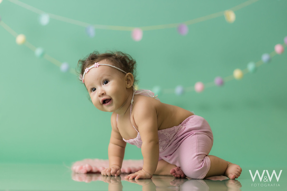 ensaio acompanhamento 6 meses trimestral menina são paulo em estudio