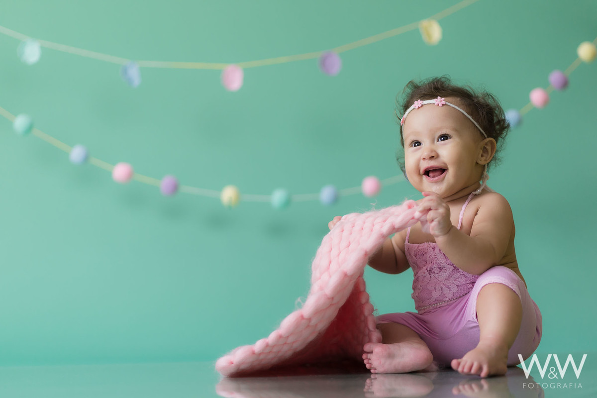 ensaio acompanhamento 6 meses trimestral menina são paulo em estudio