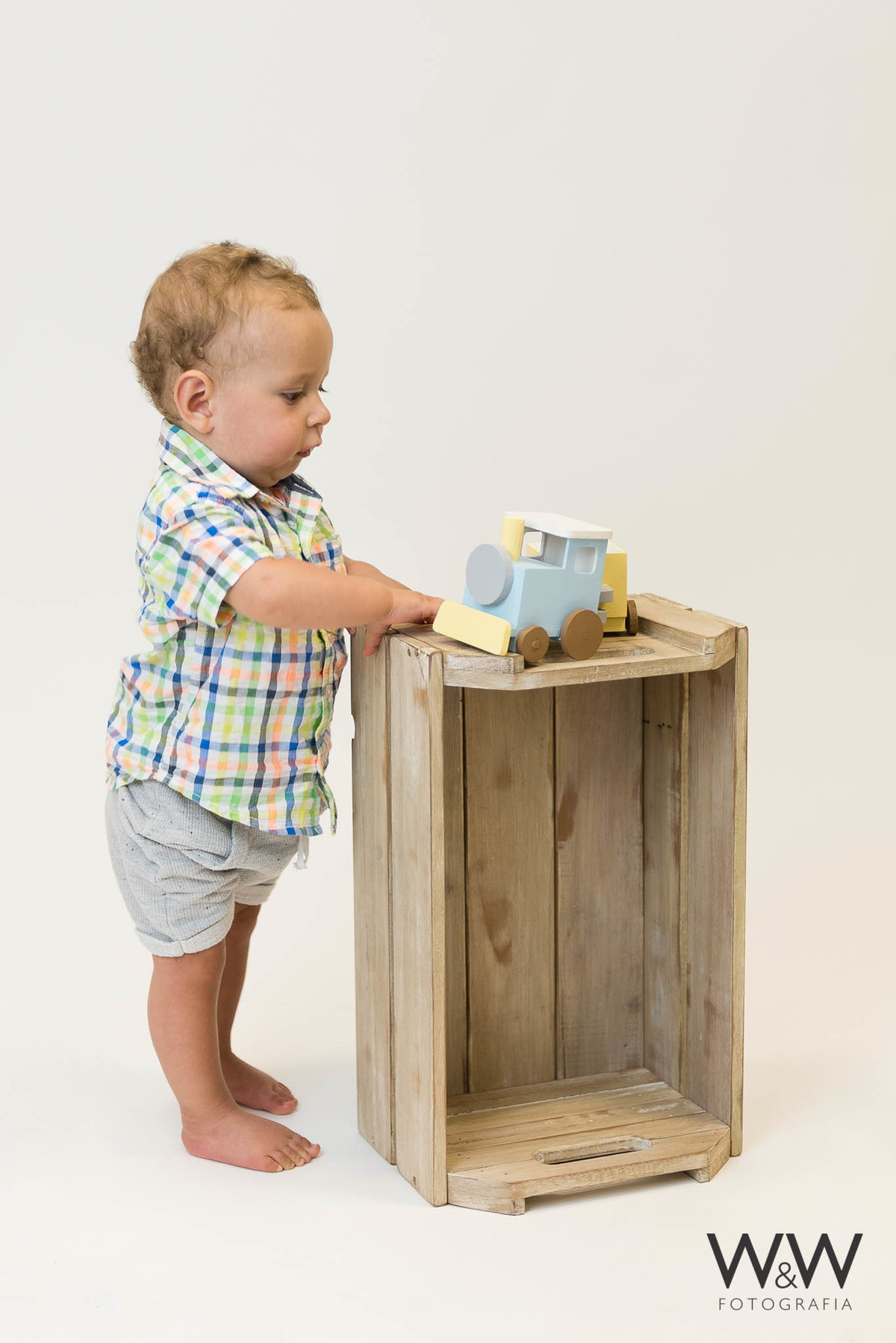 ensaio acompanhamento menino 9 meses ricardo estúdio wewfoto são paulo sp