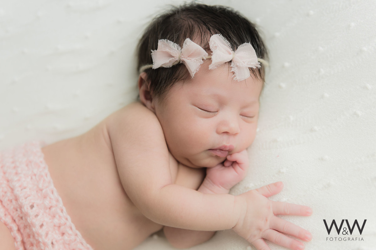 ensaio newborn menina est&uacute;dio wewfoto s&atilde;o paulo