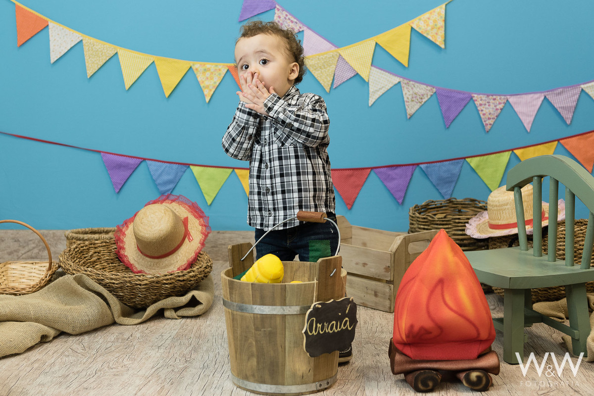 ensaio junino caipira est&uacute;dio wew fotografia