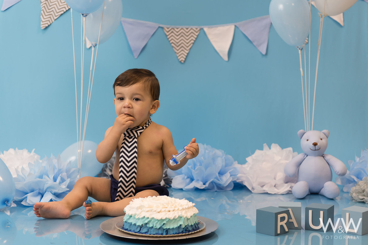 ensaio cake smash wewfotografia est&uacute;dio s&atilde;o paulo azul