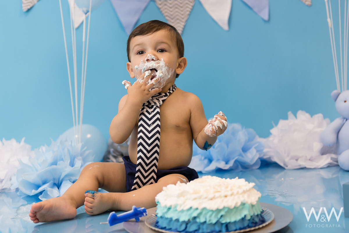 ensaio cake smash wewfotografia est&uacute;dio s&atilde;o paulo azul