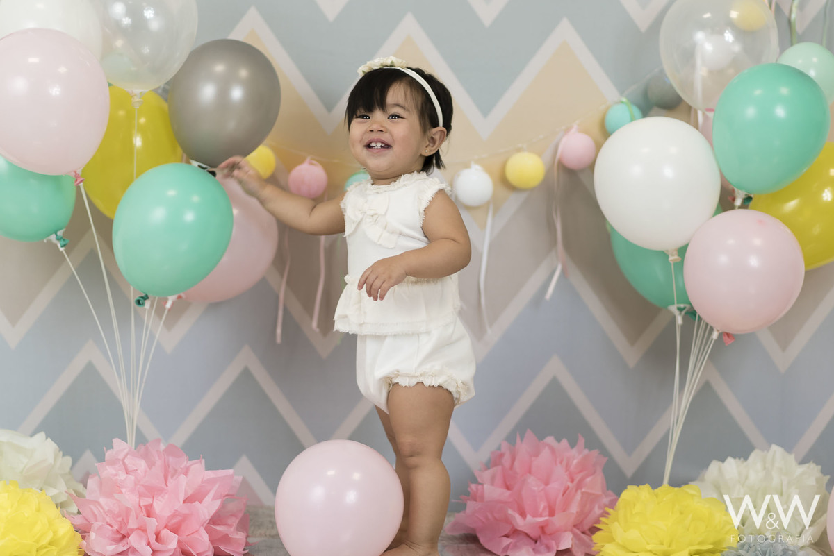 smash the cake menina maya são paulo estúdio ensaio de 1 ano wewfoto