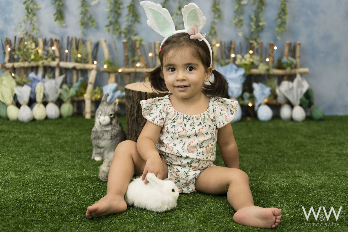 mini ensaio de páscoa em estúdio são paulo coelho ensaio temático