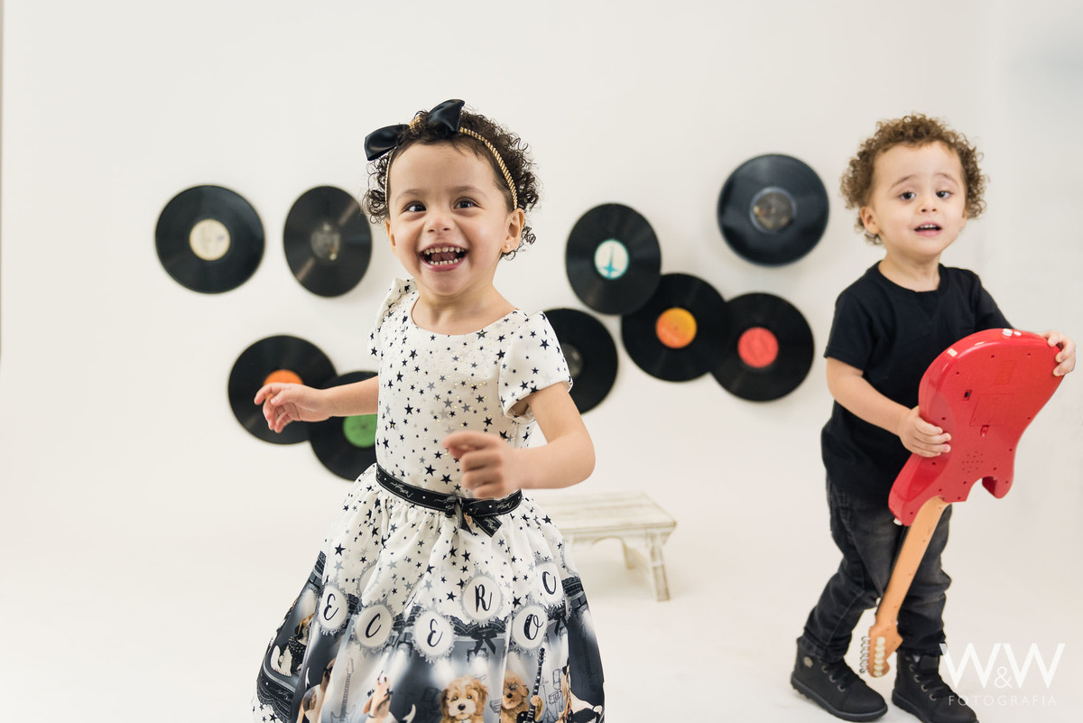 ensaio rock and roll 2019 estúdio wewfotografia rockabilly guitarra