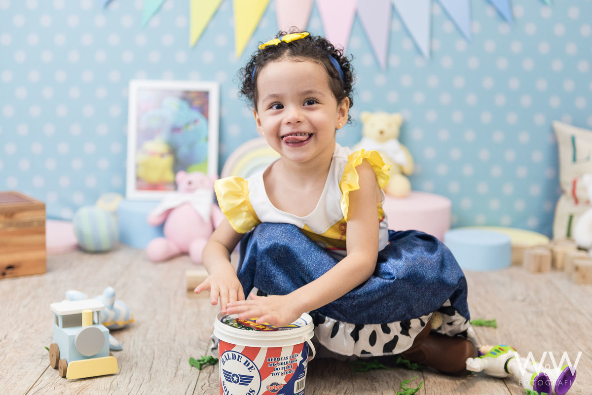 ensaios tematicos dia das crianças 2019 menino estúdio 