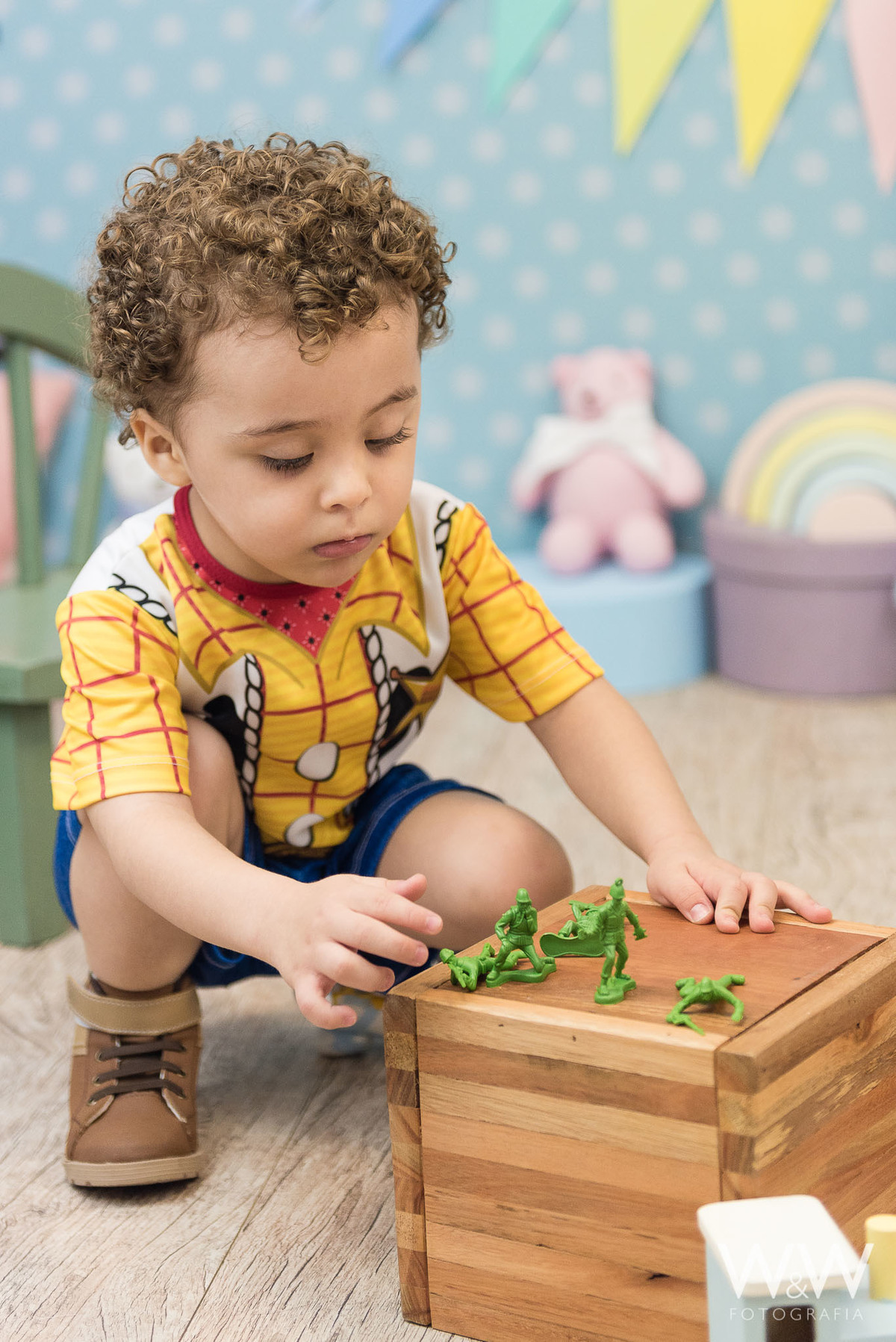 ensaios tematicos dia das crianças 2019 menino estúdio 