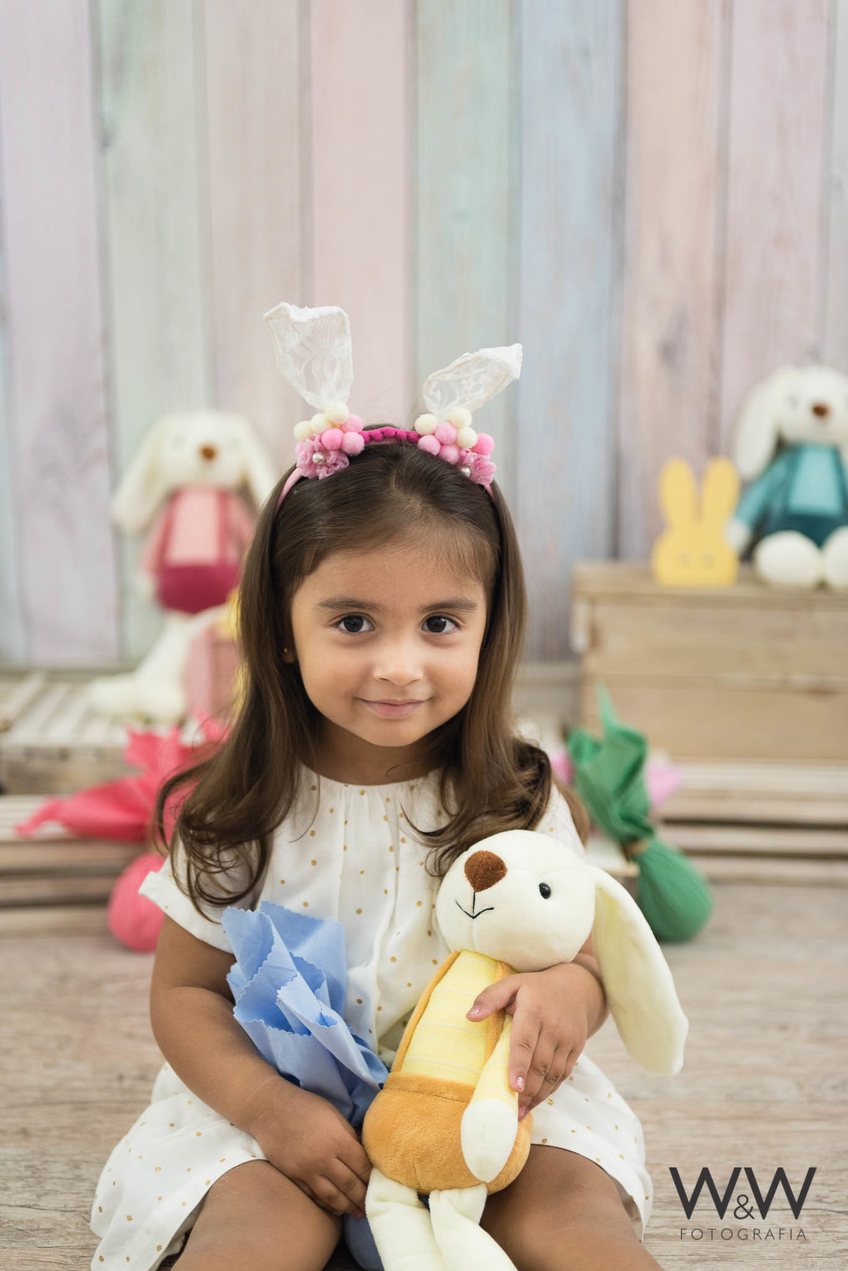 ensaio temático páscoa menina em estúdio são paulo campo belo zona sul  wewfotografia