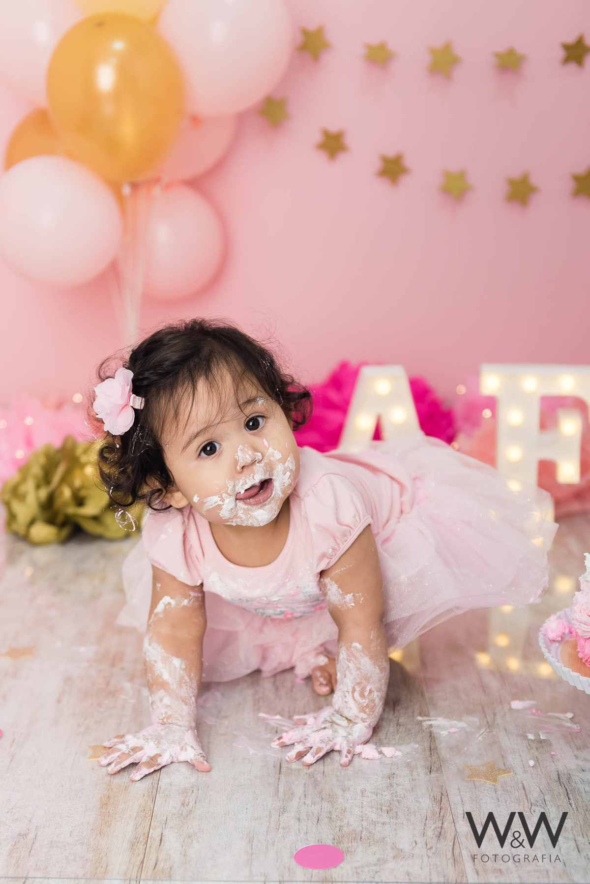 ensaio smash the cake cakesmash são paulo estúdio wewfotografia  wewfoto menina 