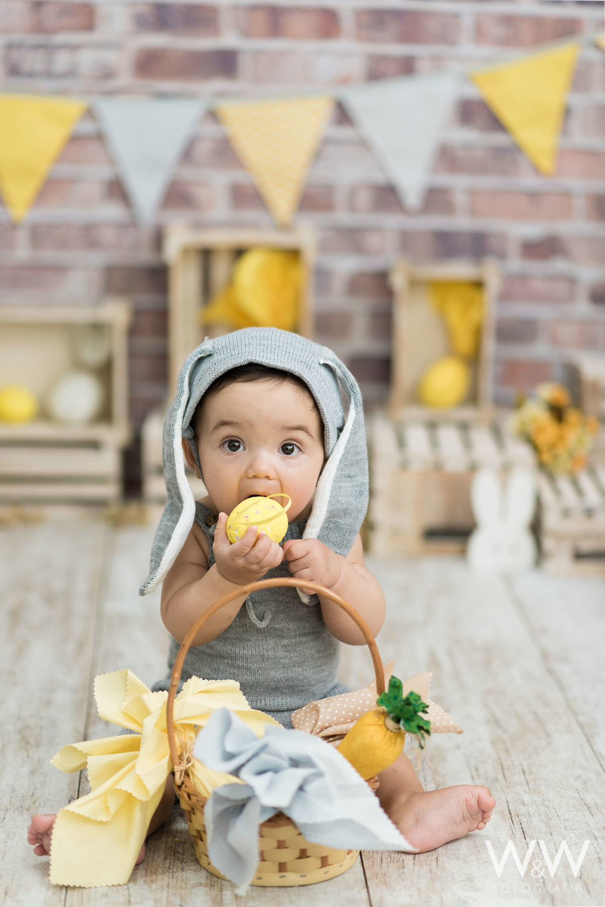 ensaio Pascoa 2021 em estúdio menino bebê são paulo chácara santo antonio wewfotografia