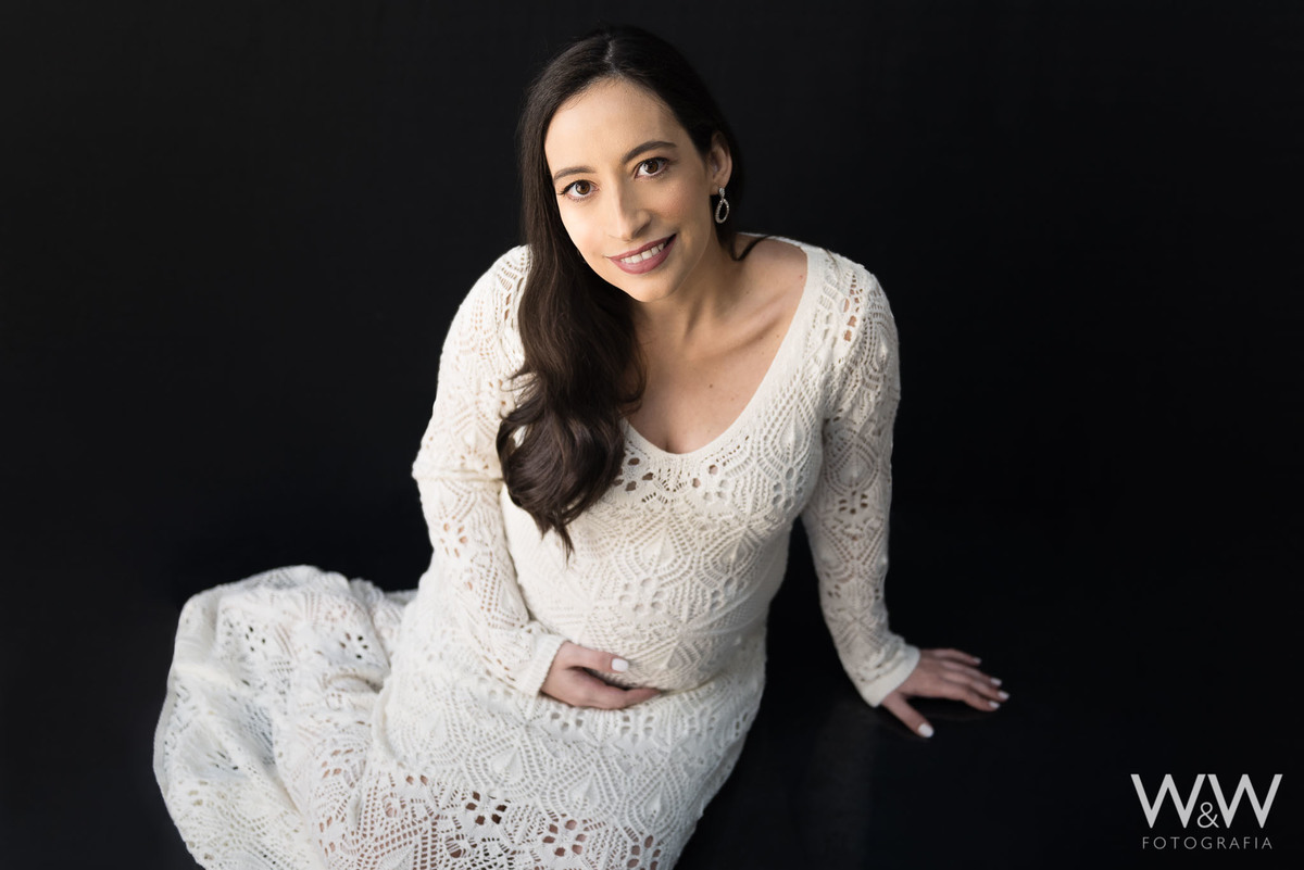 ensaio gestante estúdio chácara santo antonio são paulo wewfotografia minimalista clean