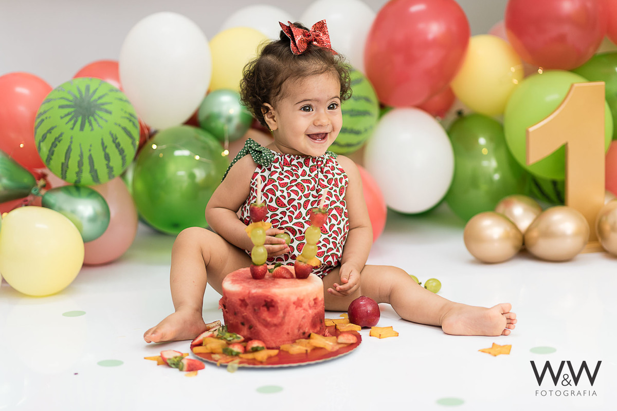 ensaio fruitsmash menina estúdio wewfotografia bolo melancia smashthefruit