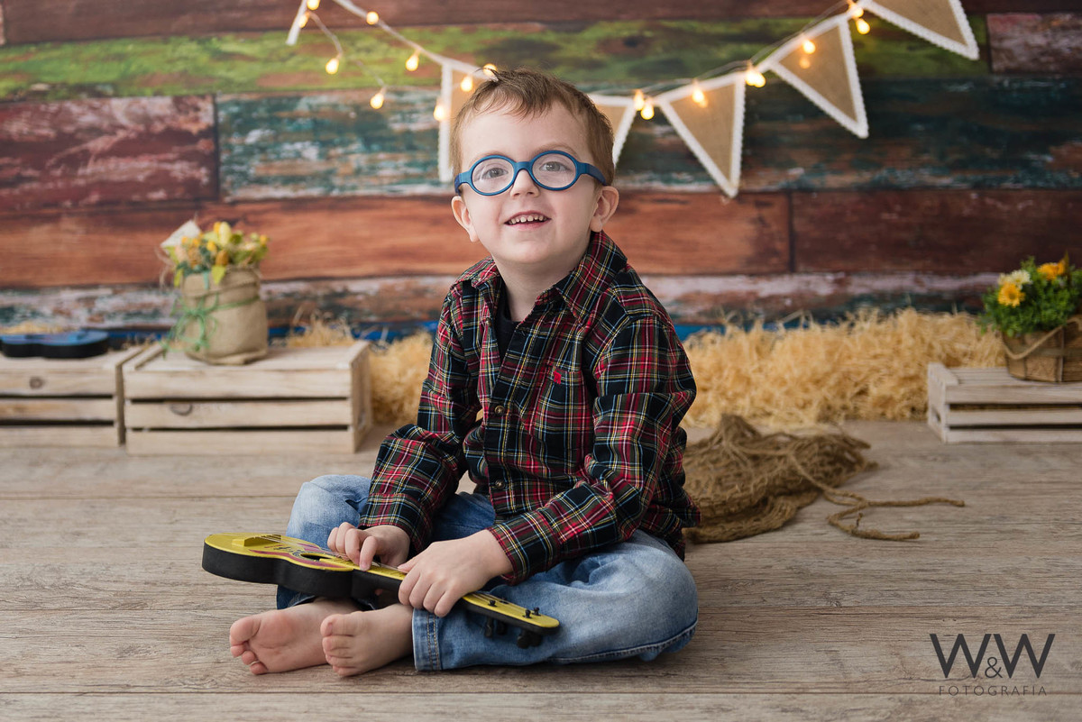 arraiá junino 2021 ensaio infantil junino festa junina em estúdio são paulo zona sul  wewfotografia