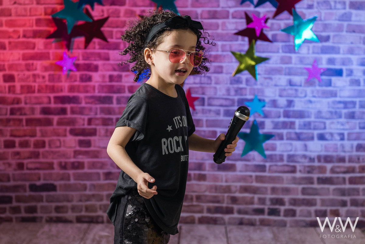 ensaio rock 2021 menino e menina em estúdio chácara santo antonio são paulo zona sul wew fotografia
