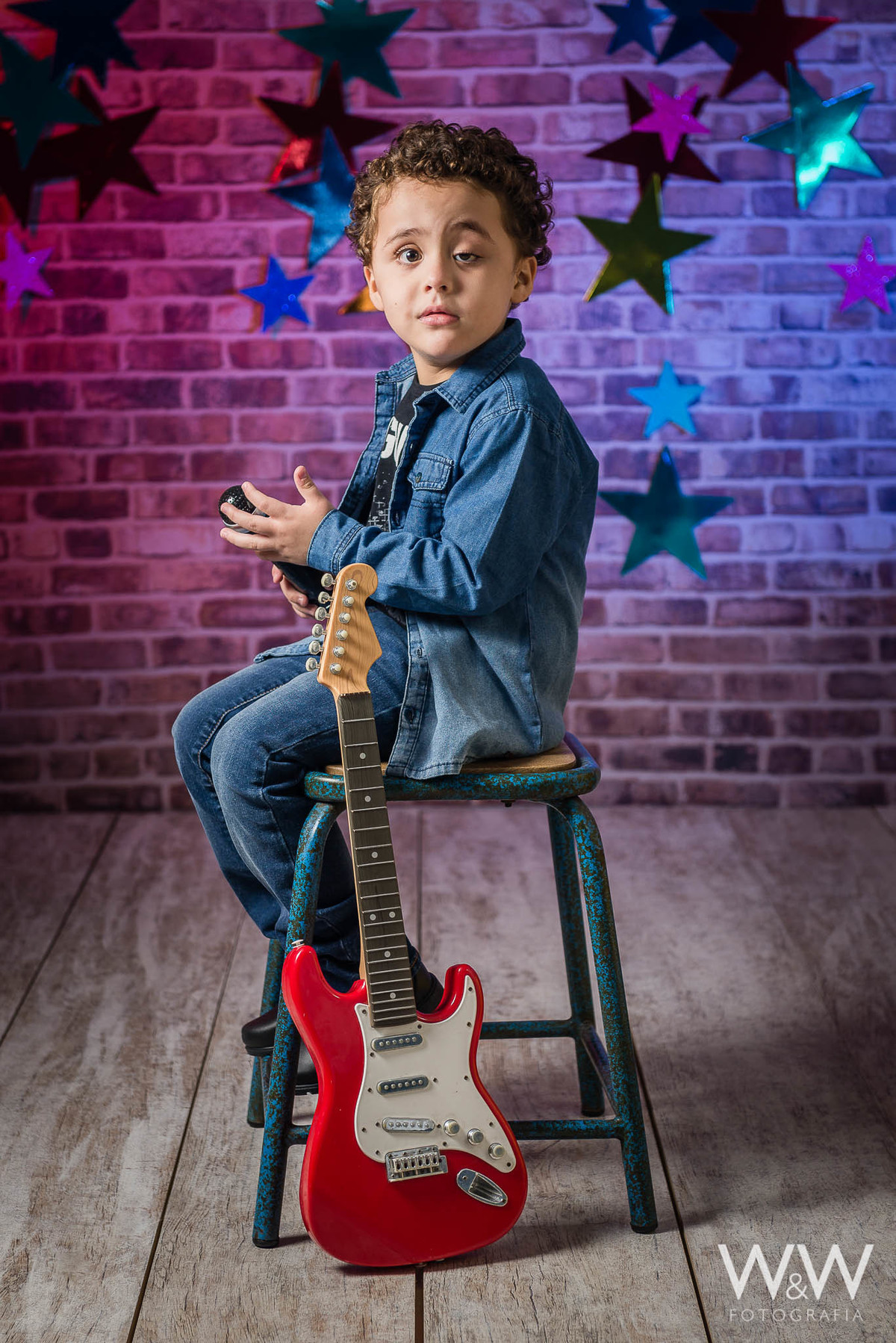 ensaio rock guitarra 2021 menino e menina em estúdio chácara santo antonio são paulo zona sul wew fotografia