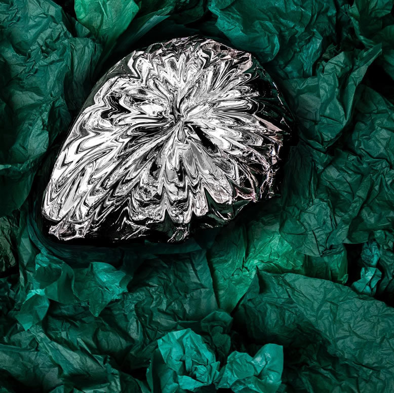  DIAMANTE, 2021
 Impressão em papel algodão
 Rag Photographique 310g
 e impressão em Gaz sobreposto
 45 X 45 CM
