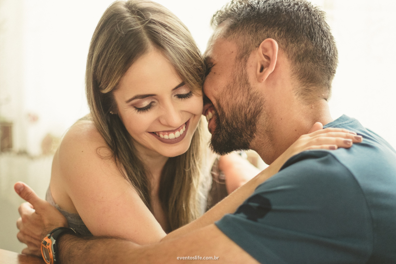 sessão fotográfica renan e desirée valinhos pet life fotografia de casamento sorocaba alex oliveira cyndi omoto melhor fotógrafo de sp campinas pug abraço cheiro amor