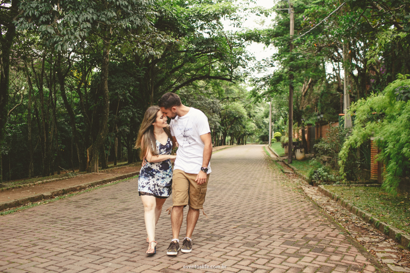 sessão fotográfica renan e desirée valinhos pet life fotografia de casamento sorocaba alex oliveira cyndi omoto melhor fotógrafo de sp campinas pug yes i do caminhando juntos