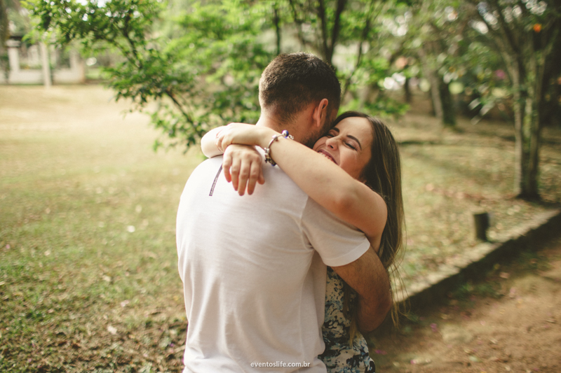 sessão fotográfica renan e desirée valinhos pet life fotografia de casamento sorocaba alex oliveira cyndi omoto melhor fotógrafo de sp campinas pug abraço espontâneo